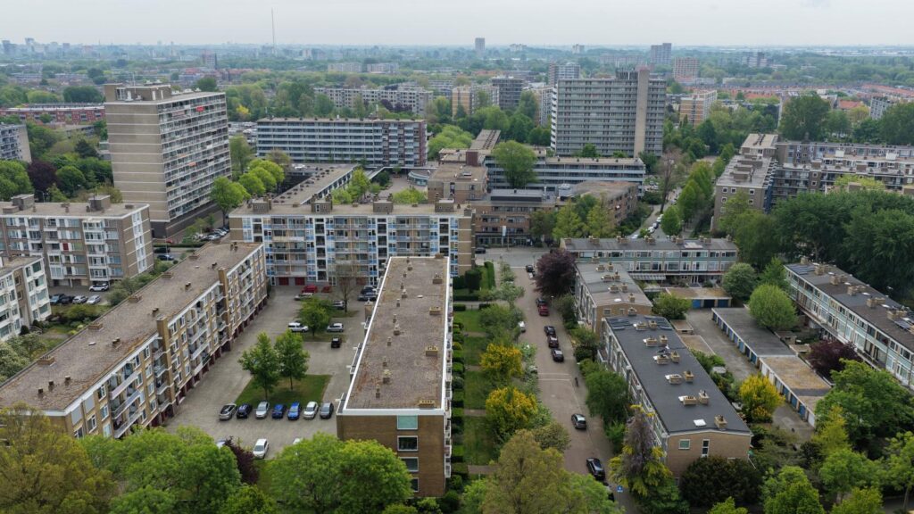 Julius Röntgenstraat 40